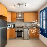 Semesterbostad Casa Papagayo Rocas - Heated Pool & Air Conditioning - Emerald Lanzarote *